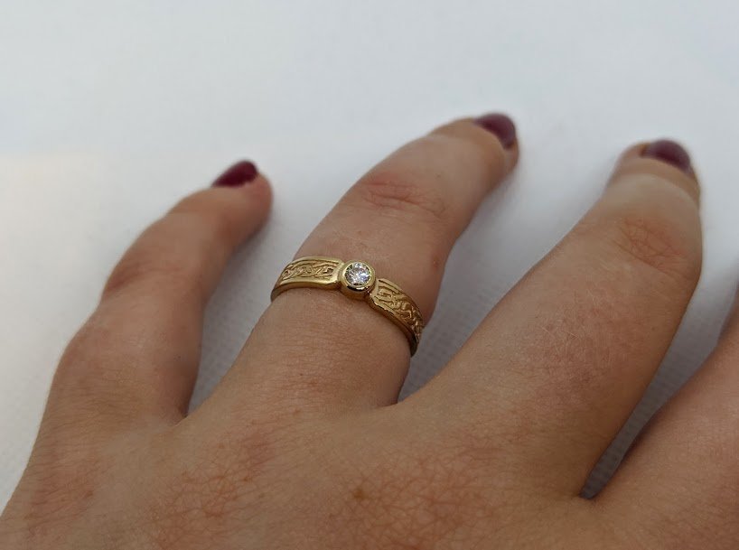 9ct White Gold Oval Diamond Ring - Size M – Kirsty Bridgewater